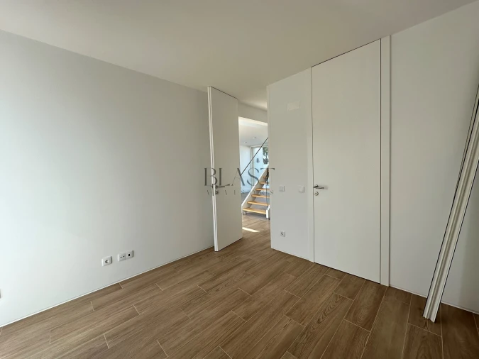 Moradia T3 para Venda em Sesimbra (Castelo) Foto 14