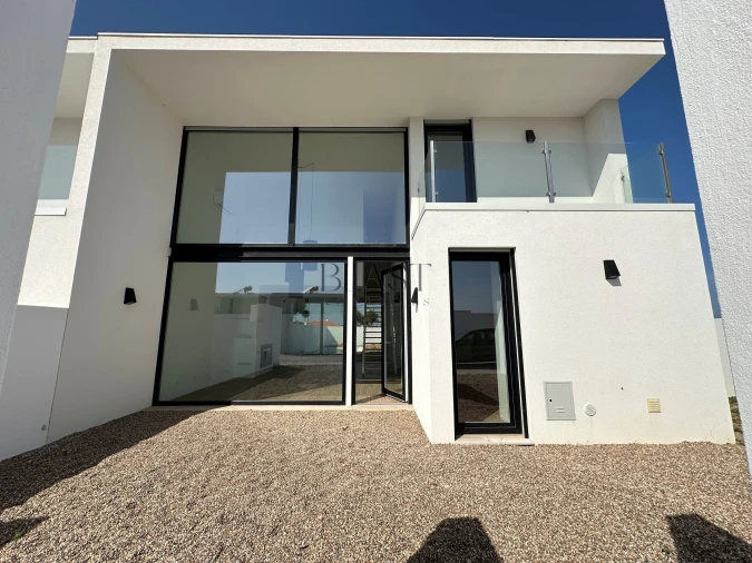 Moradia T3 para Venda em Sesimbra (Castelo) Foto 3