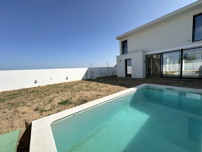 Moradia T3 para Venda em Sesimbra (Castelo) Foto 5