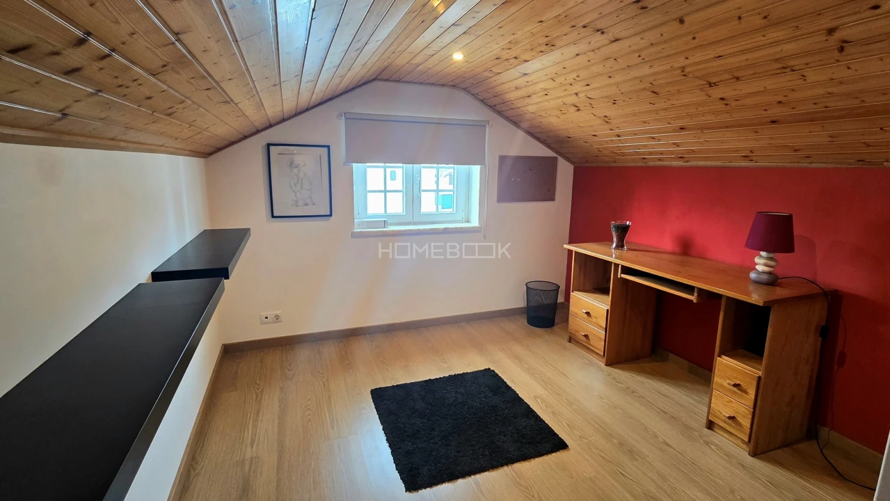 Moradia T2 para Arrendamento em Colares Foto 7