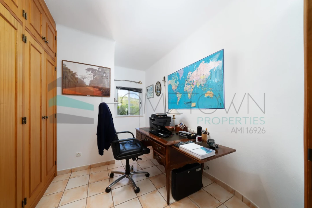 Moradia T4 para Venda em Bensafrim e Barão de São João Foto 37