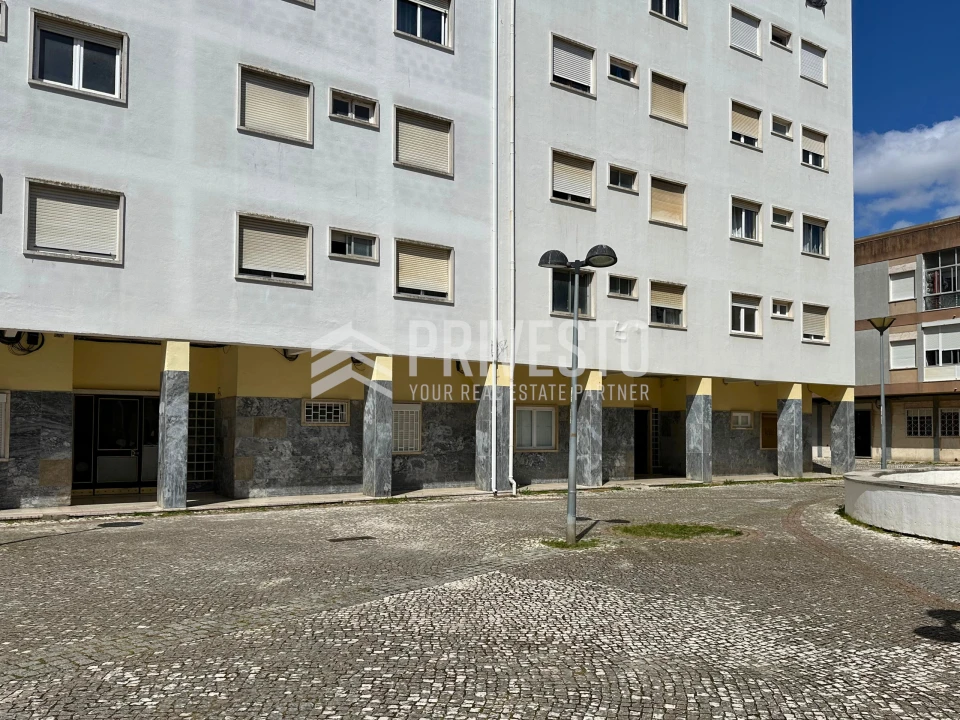 Prédio para Venda em Agualva e Mira-Sintra Foto 21