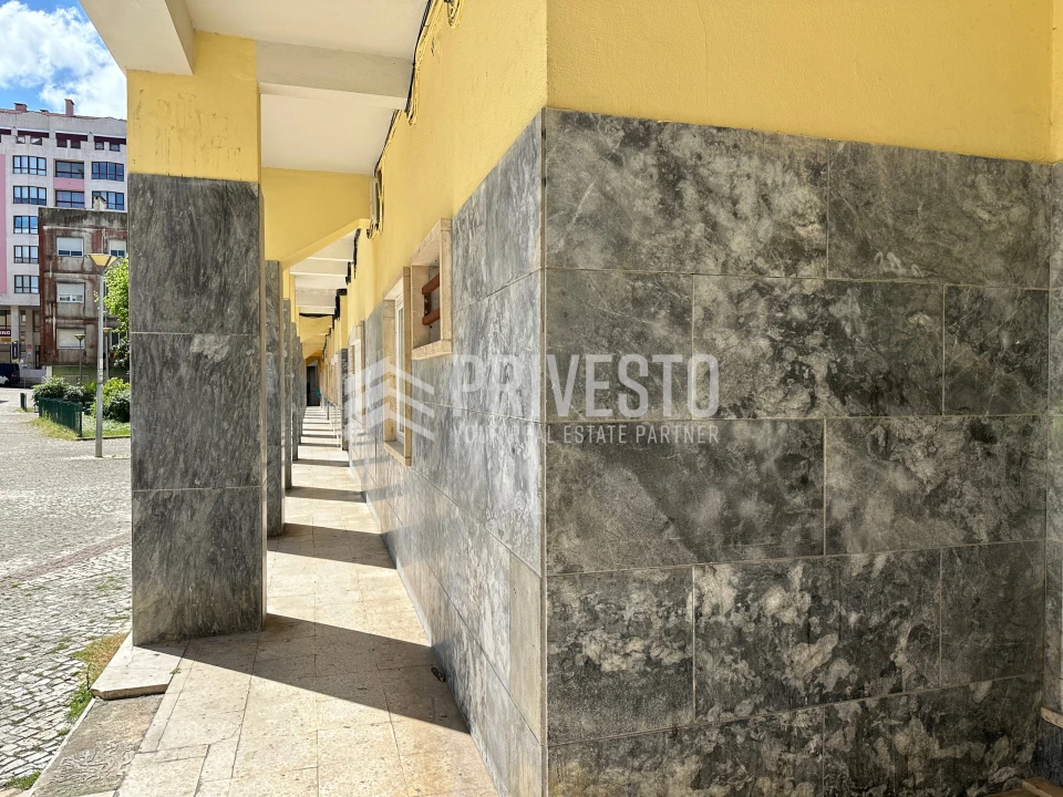 Prédio para Venda em Agualva e Mira-Sintra Foto 8