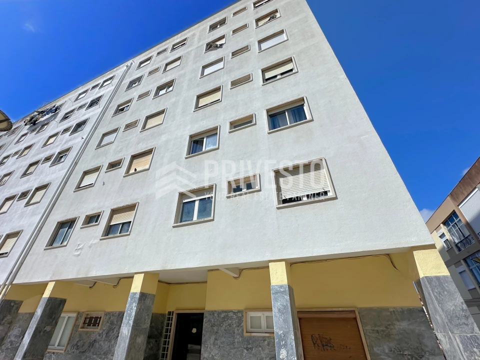 Prédio para Venda em Agualva e Mira-Sintra Foto 2