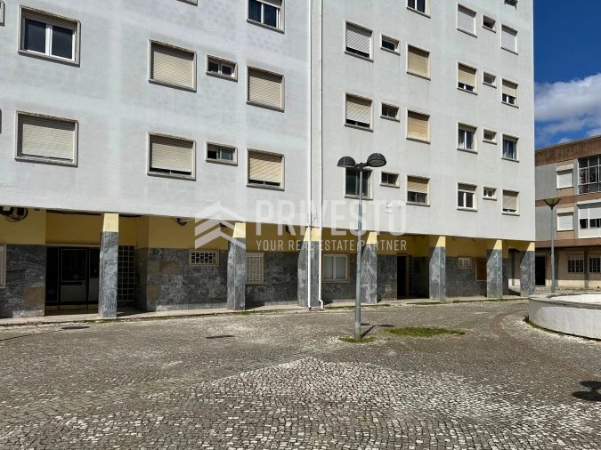 Prédio para Venda em Agualva e Mira-Sintra Foto 21