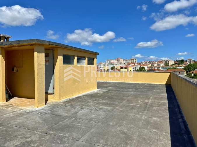 Prédio para Venda em Agualva e Mira-Sintra Foto 17