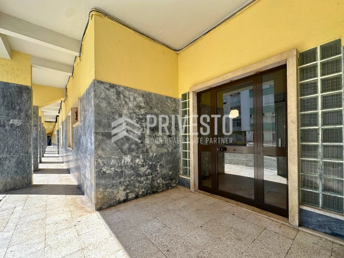 Prédio para Venda em Agualva e Mira-Sintra Foto 5