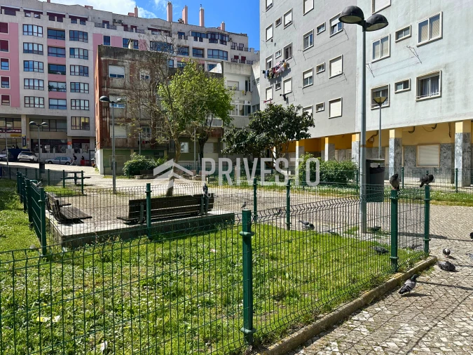 Prédio para Venda em Agualva e Mira-Sintra Foto 23