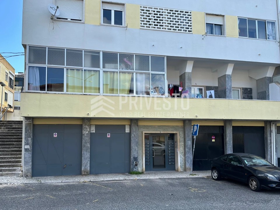 Prédio para Venda em Agualva e Mira-Sintra Foto 13