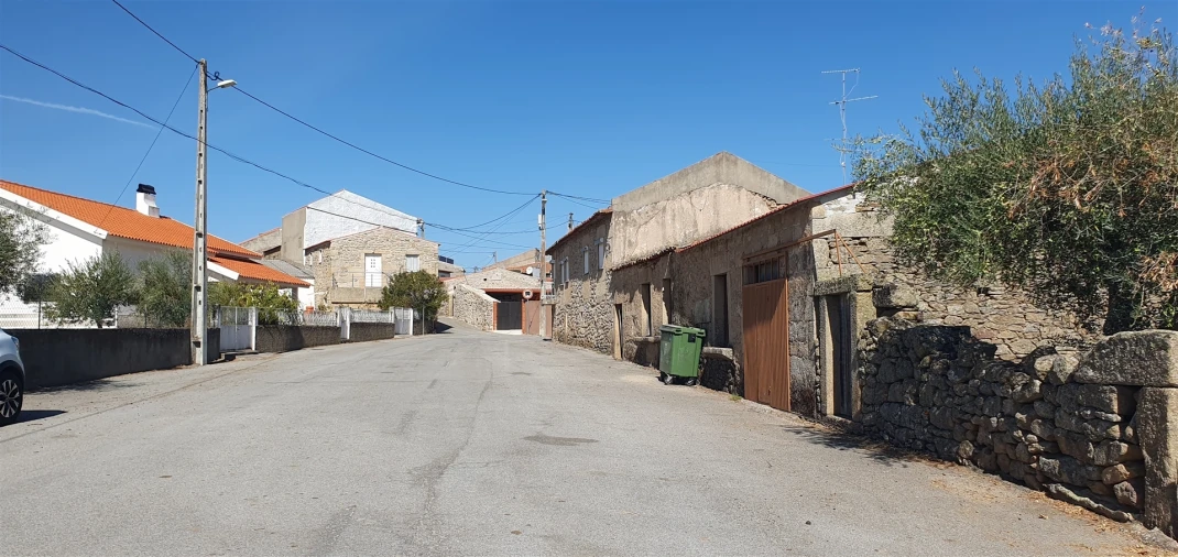 Armazém para Venda em Algodres, Vale de Afonsinho e Vilar de Amargo Foto 5
