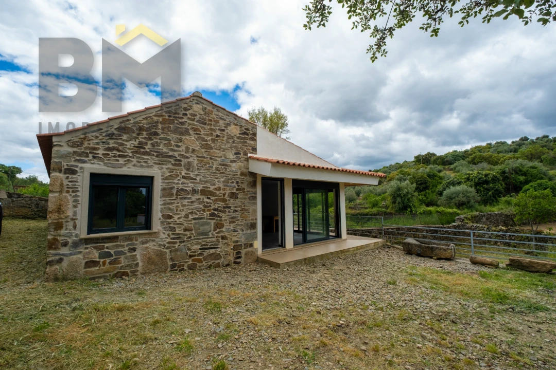 Moradia T2 para Venda em Proença-A-Velha Foto 2