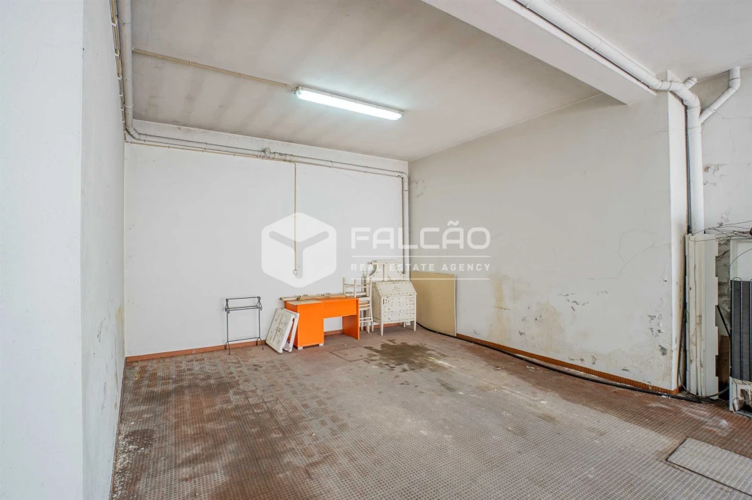 Garagem para Venda em Marvila, Ribeira Santarém, São Salvador, São Nicolau Foto 6