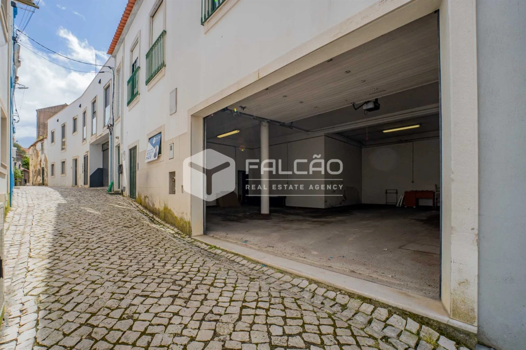 Garagem para Venda em Marvila, Ribeira Santarém, São Salvador, São Nicolau Foto 1