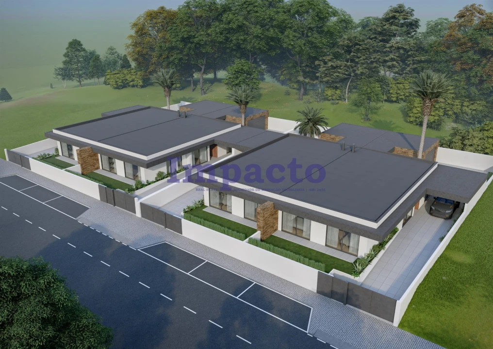 Moradia T3 para Venda em São João da Madeira Foto 1