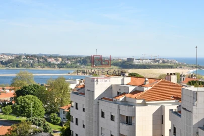 Apartamento T3 para Venda em Aldoar, Foz do Douro e Nevogilde