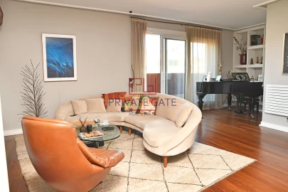 Apartamento T3 para Venda em Aldoar, Foz do Douro e Nevogilde