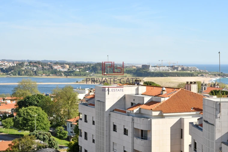 Apartamento T3 para Venda em Aldoar, Foz do Douro e Nevogilde Foto 27