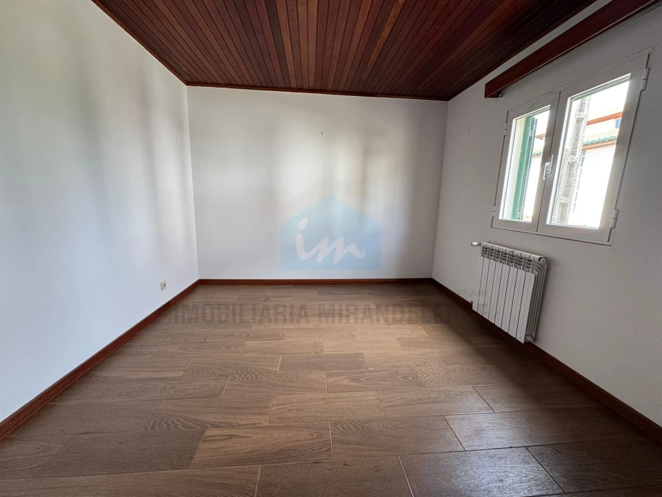Moradia T4 para Venda em Mirandela Foto 12