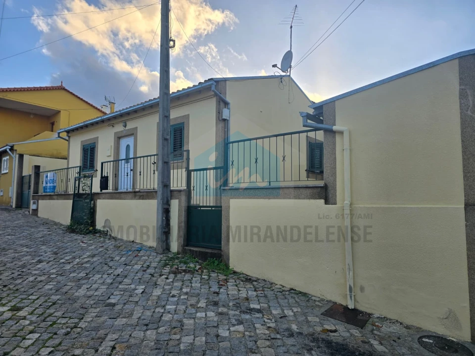 Moradia T4 para Venda em Mirandela Foto 17