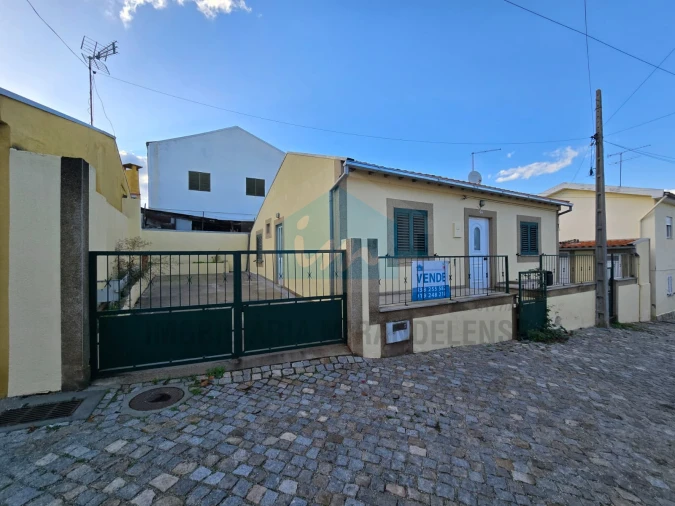 Moradia T4 para Venda em Mirandela Foto 1