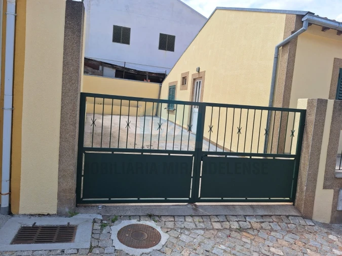 Moradia T4 para Venda em Mirandela Foto 14