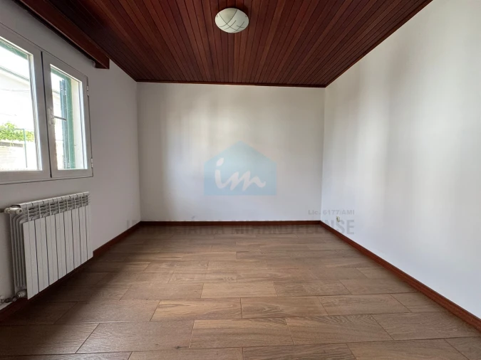 Moradia T4 para Venda em Mirandela Foto 5