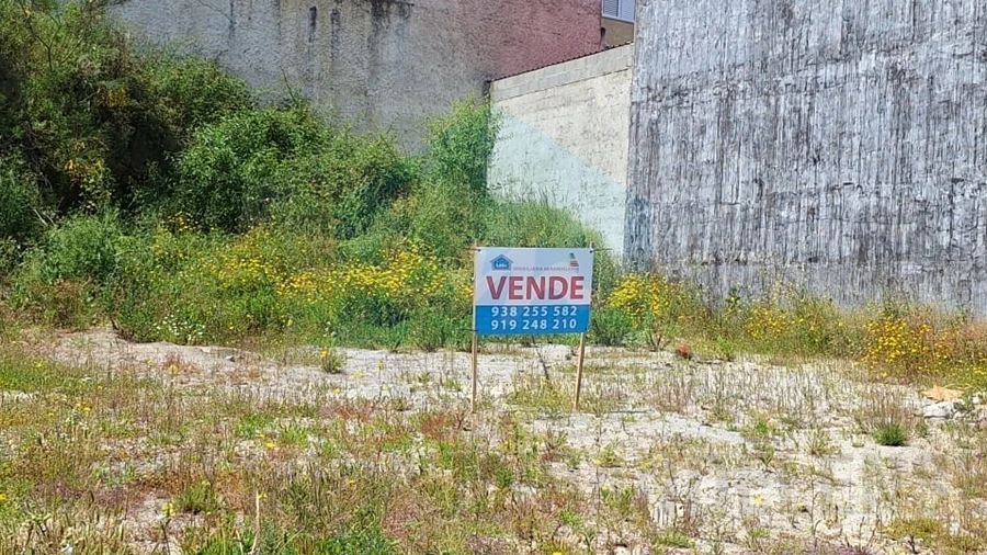 Terreno para Venda em Mirandela