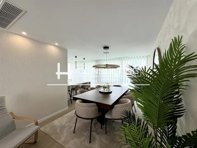 Moradia T4 para Venda em Porto Salvo Foto 18