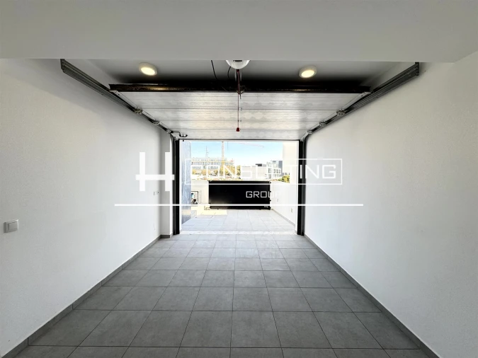 Moradia T4 para Venda em Porto Salvo Foto 89