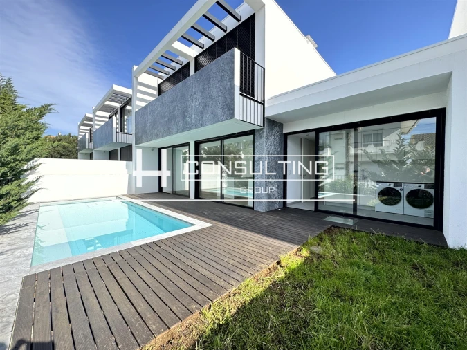 Moradia T4 para Venda em Porto Salvo Foto 71