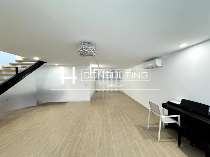 Moradia T4 para Venda em Porto Salvo Foto 91