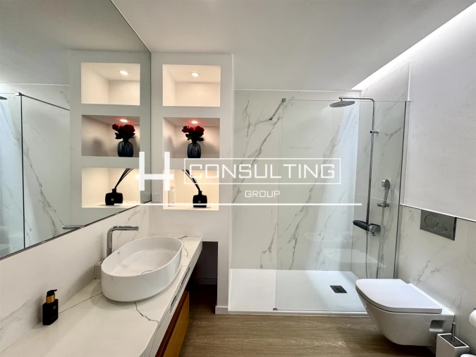 Moradia T4 para Venda em Porto Salvo Foto 55