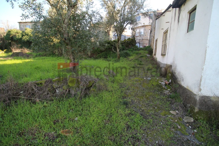 Moradia T4 para Venda em Vila Nova de Tazem Foto 14