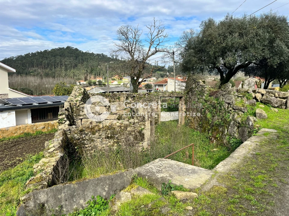 Moradia T1 para Venda em Cossourado Foto 9