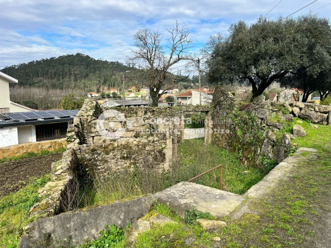 Moradia T1 para Venda em Cossourado Foto 9