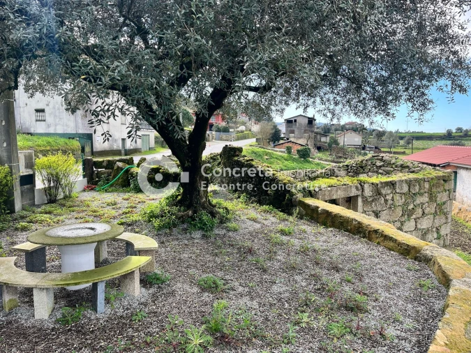 Moradia T1 para Venda em Cossourado Foto 5