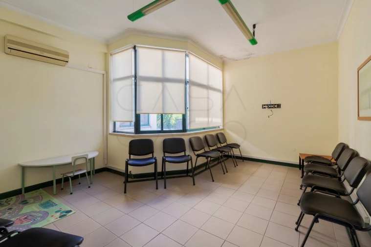 Moradia T20 para Venda em União das Freguesias de Setúbal Foto 12