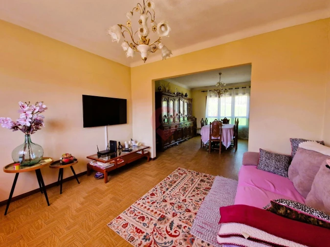 Moradia T5 para Venda em Podame Foto 7