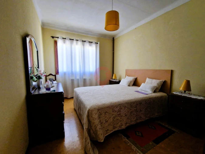 Moradia T5 para Venda em Podame Foto 12