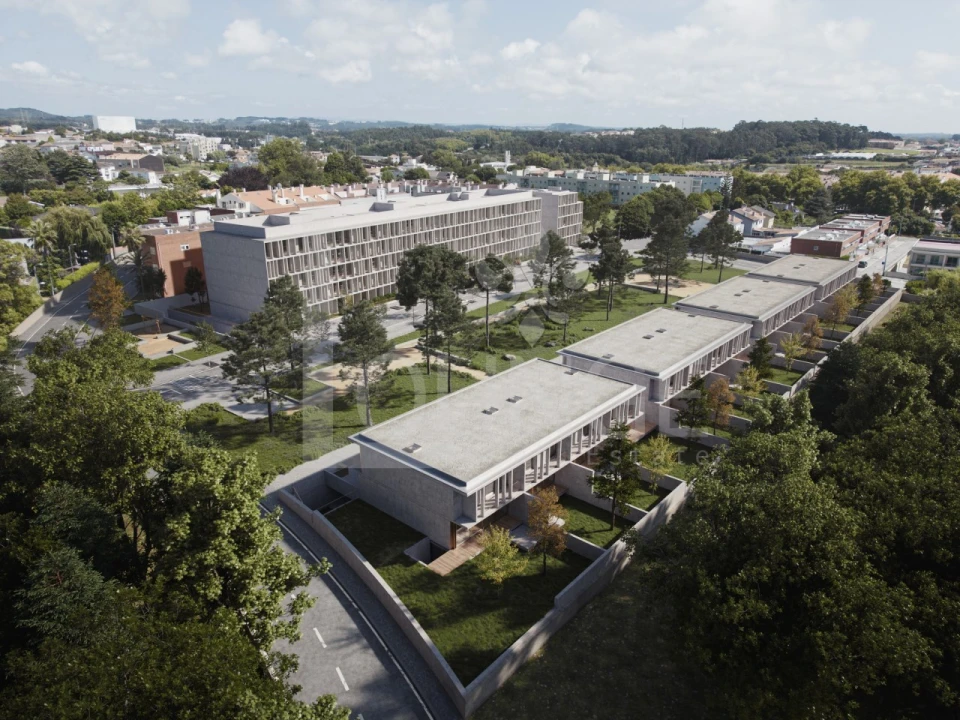 Moradia T3 para Venda em Arcozelo Foto 9