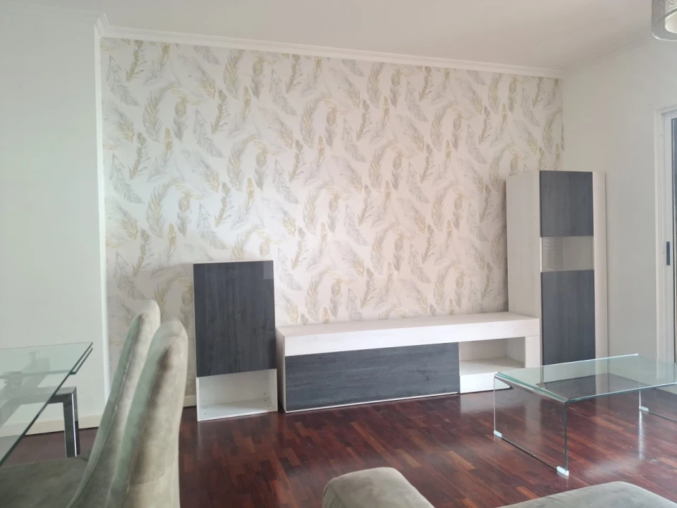 Apartamento T3 para Arrendamento em São Martinho Foto 2