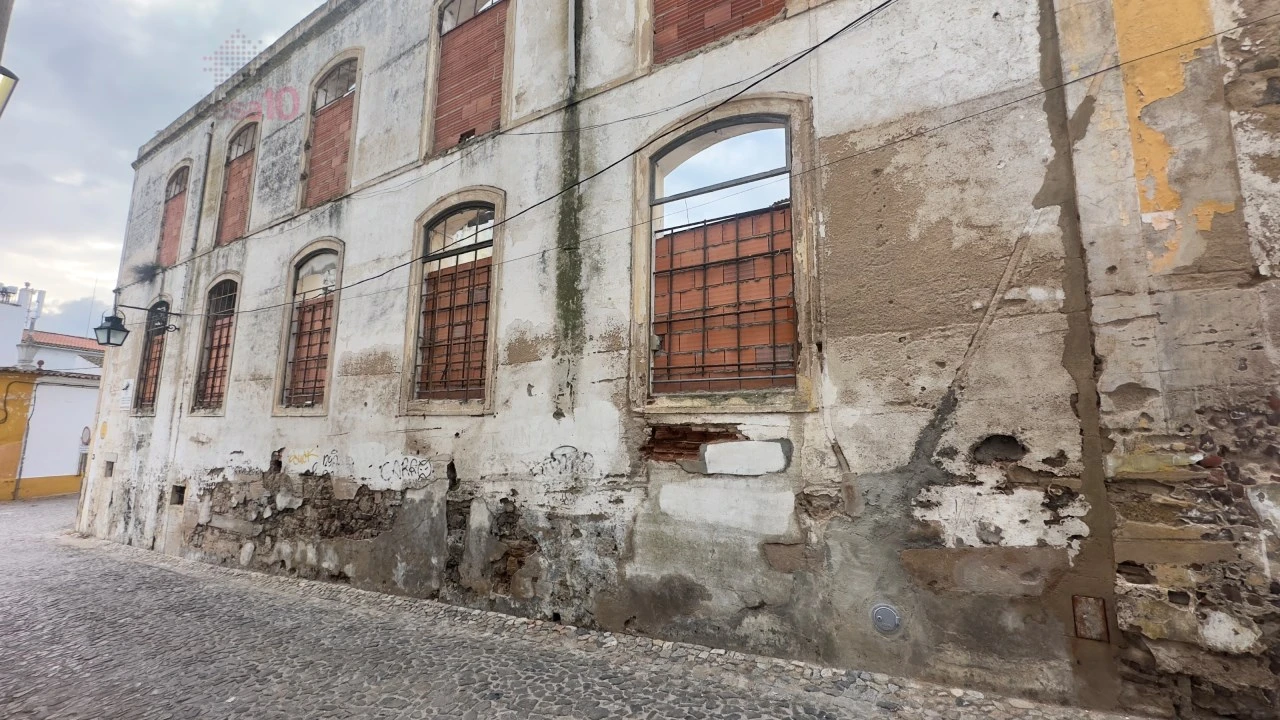 Terreno para Venda em Évora (São Mamede, Sé, São Pedro e Santo Antão) Foto 5