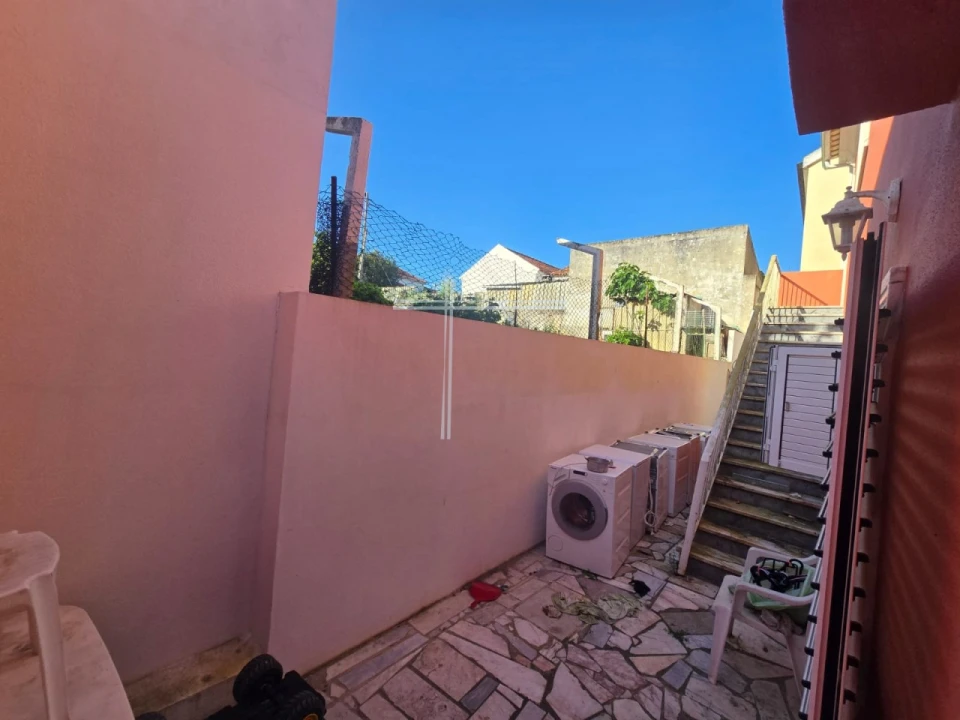 Moradia T4 para Venda em Charneca de Caparica e Sobreda Foto 28