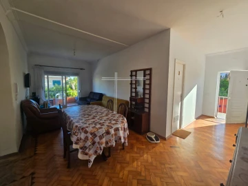 Moradia T4 para Venda em Charneca de Caparica e Sobreda