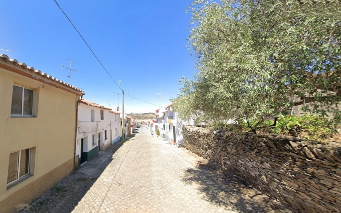 Prédio para Venda em Rosmaninhal Foto 1