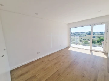 Moradia T3 para Venda em Caparica e Trafaria