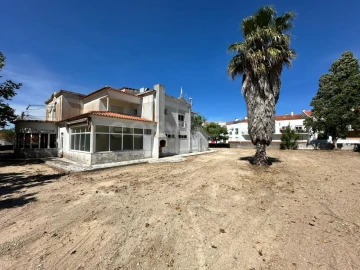Terreno para Venda em Sesimbra (Castelo)