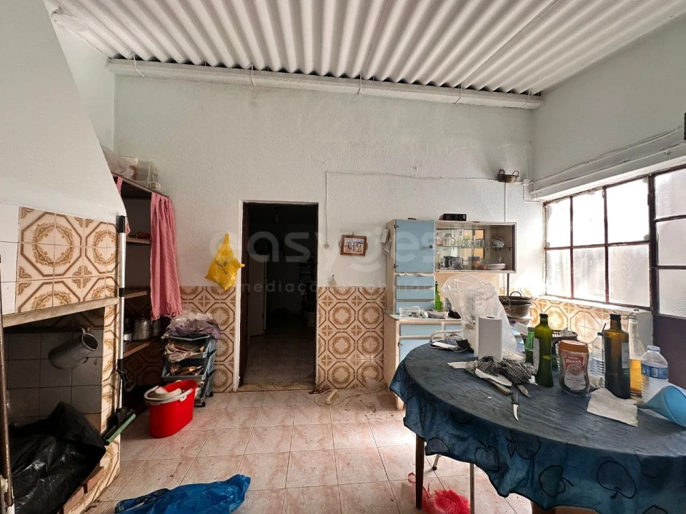 Moradia T3 para Venda em Fanhões Foto 6