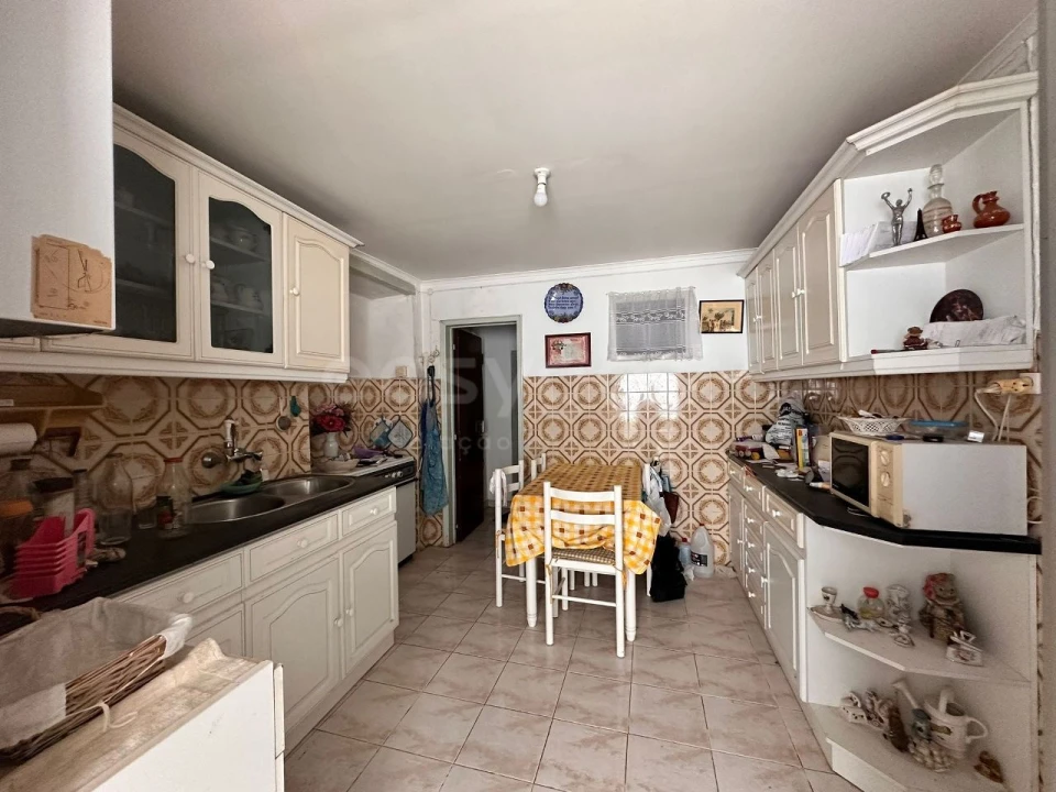 Moradia T3 para Venda em Fanhões Foto 7