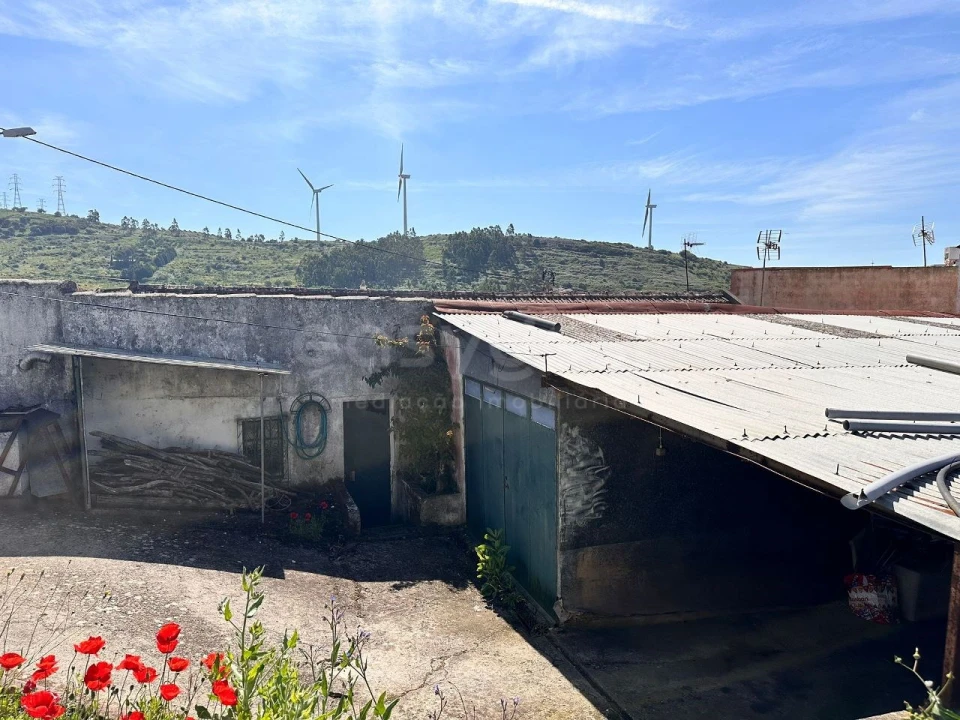 Moradia T3 para Venda em Fanhões Foto 13